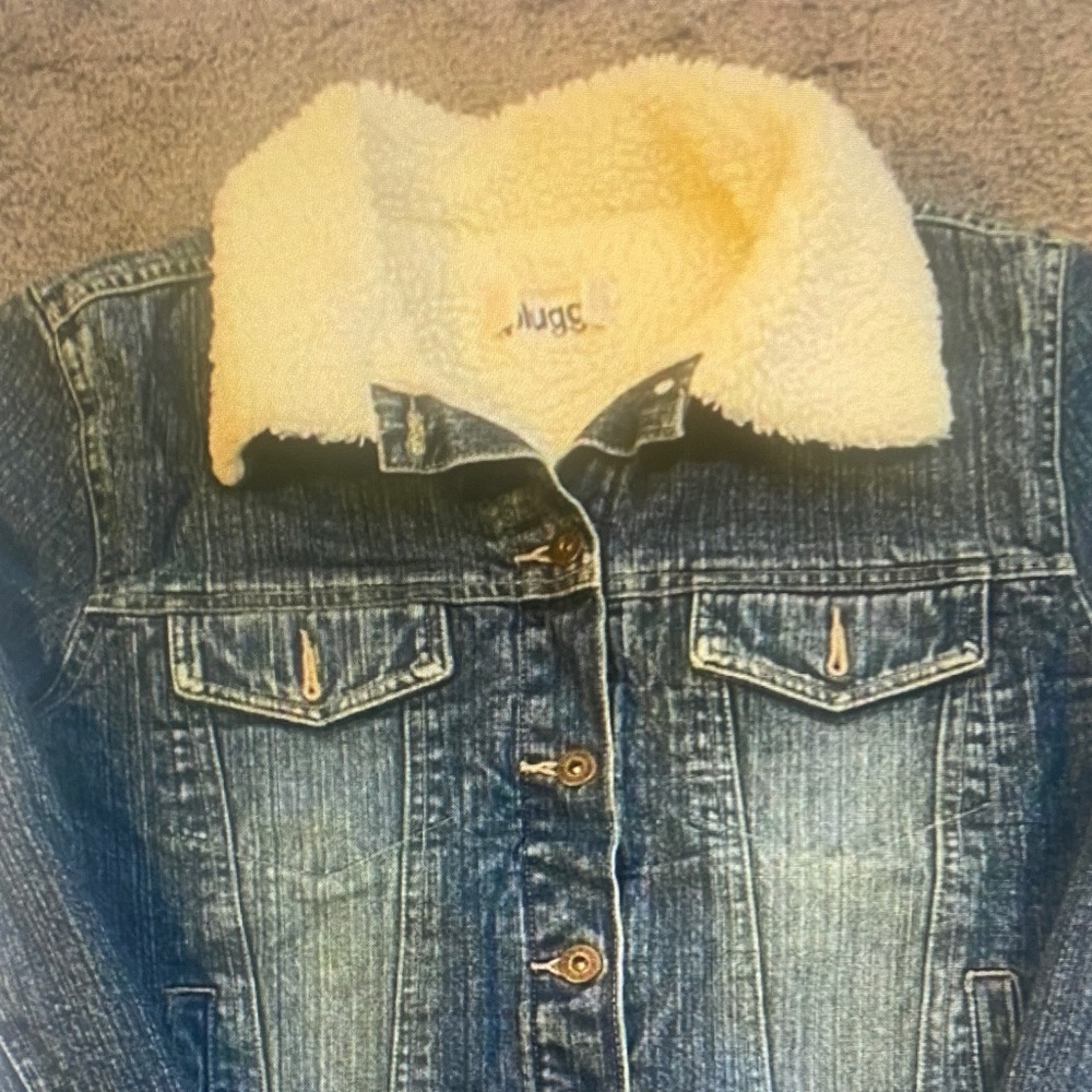 Women’s Cute Y2K Style Blue Denim Plugg Jacket With Cream Fur Collar
